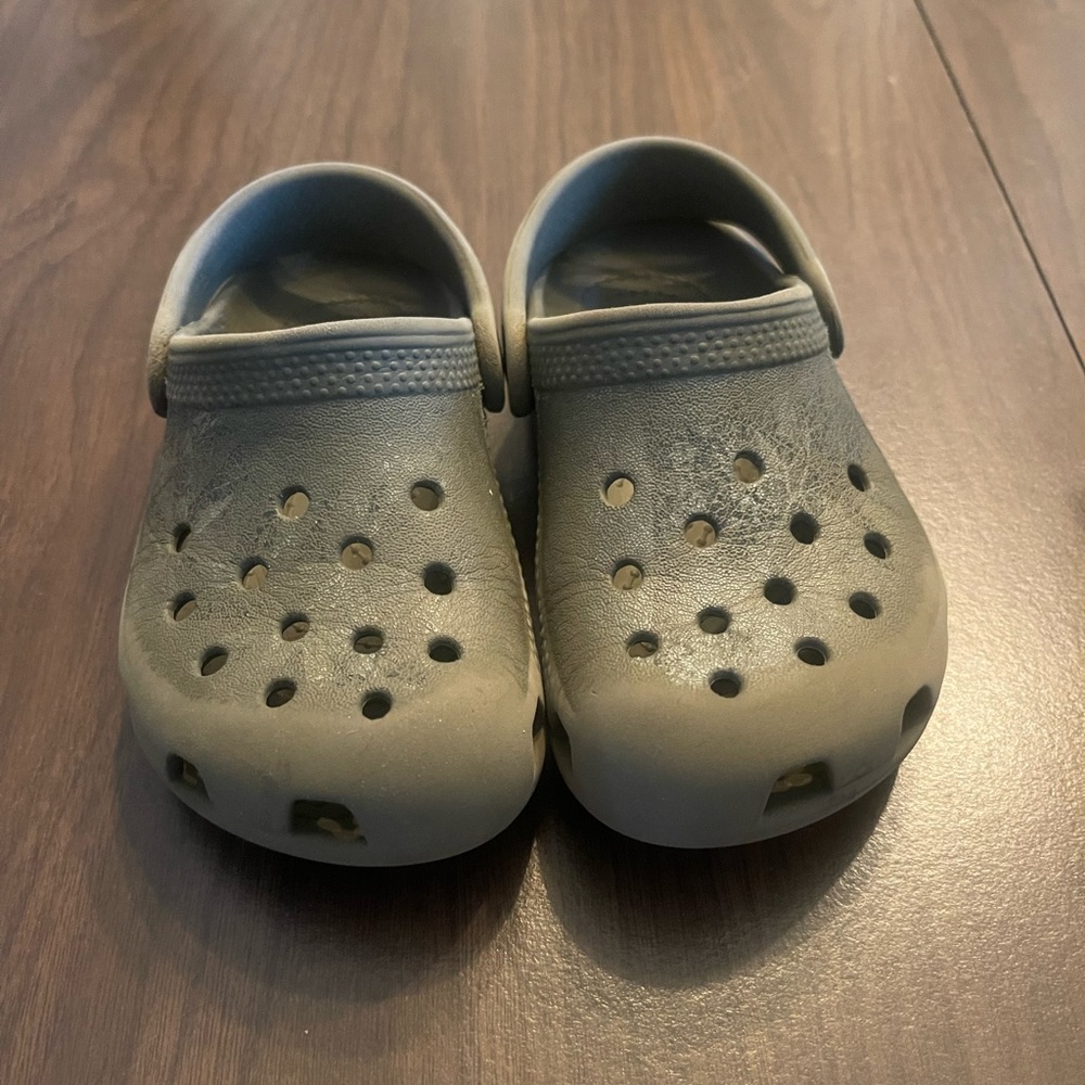 Toddler crocs - Picture 2 of 6